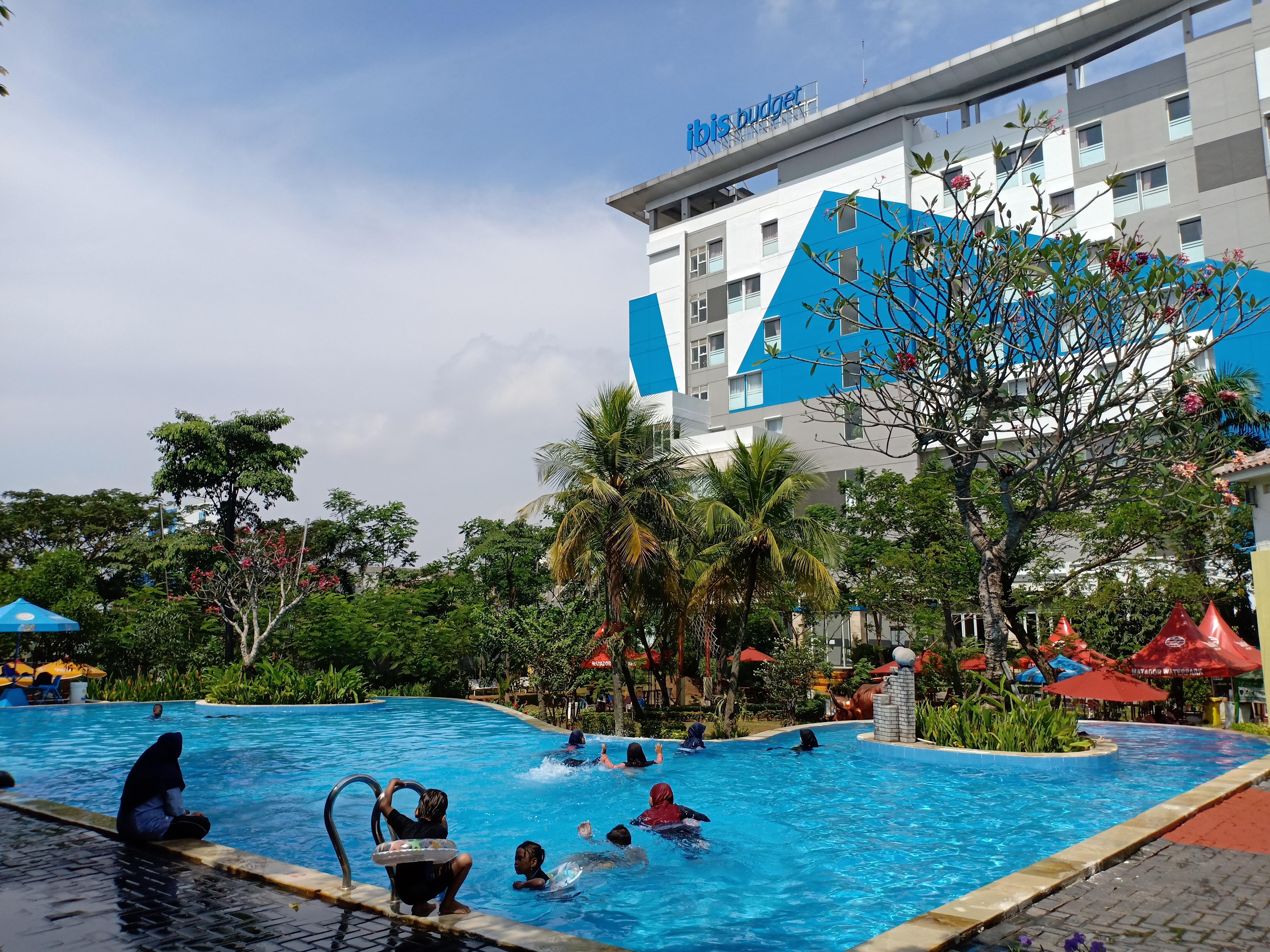 ไอบิส บัดเจ็ต จิการัง เฟสติวัล Hotel เบกาซิ ภายนอก รูปภาพ